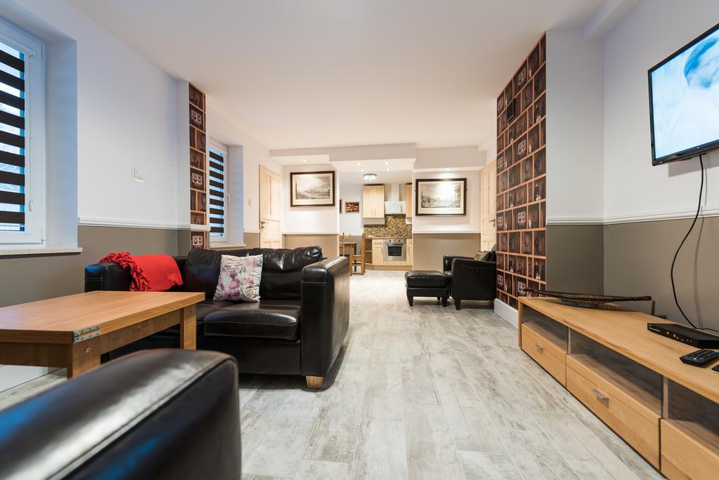 White Home Apartment ビャウィストク 部屋 写真