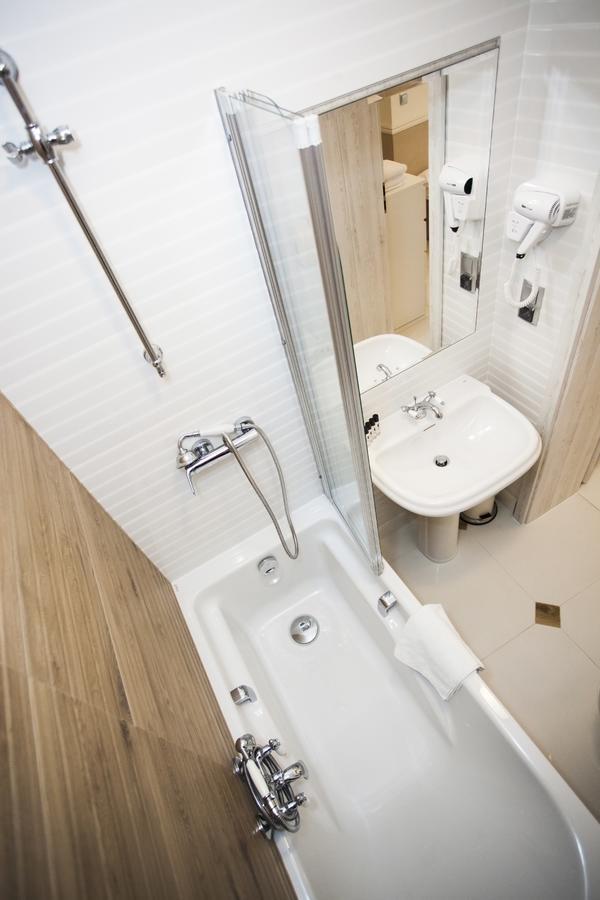 White Home Apartment ビャウィストク エクステリア 写真