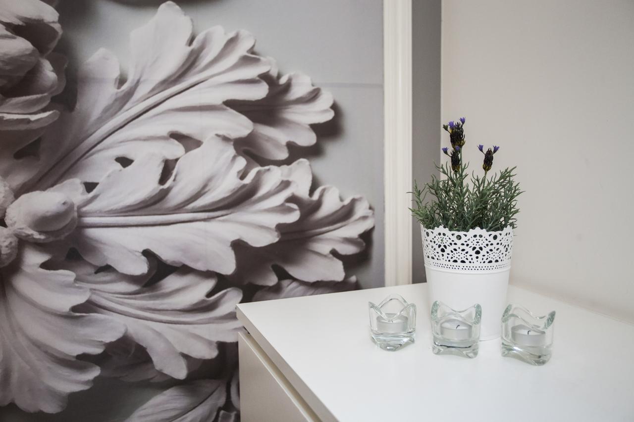 White Home Apartment ビャウィストク エクステリア 写真
