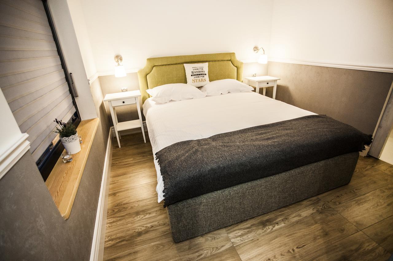 White Home Apartment ビャウィストク エクステリア 写真
